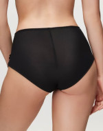 Γυναικείο Σλιπ Plus Size – Κάλυψη & Ελευθερία Κίνησης